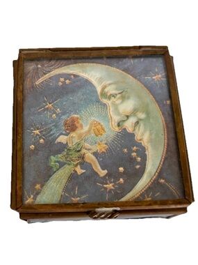 Vintage Celestial Themed Handcrafted Via Vermont Glass and Brass Trinket Box